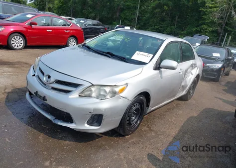 2012 Toyota Corolla Le z USA, uszkodzony, nr VIN 2T1BU4EE1CC832482